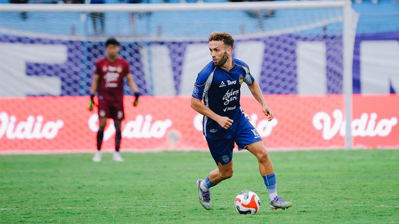 Ze Valente Gelandang PSIM (Foto : Bola.com)